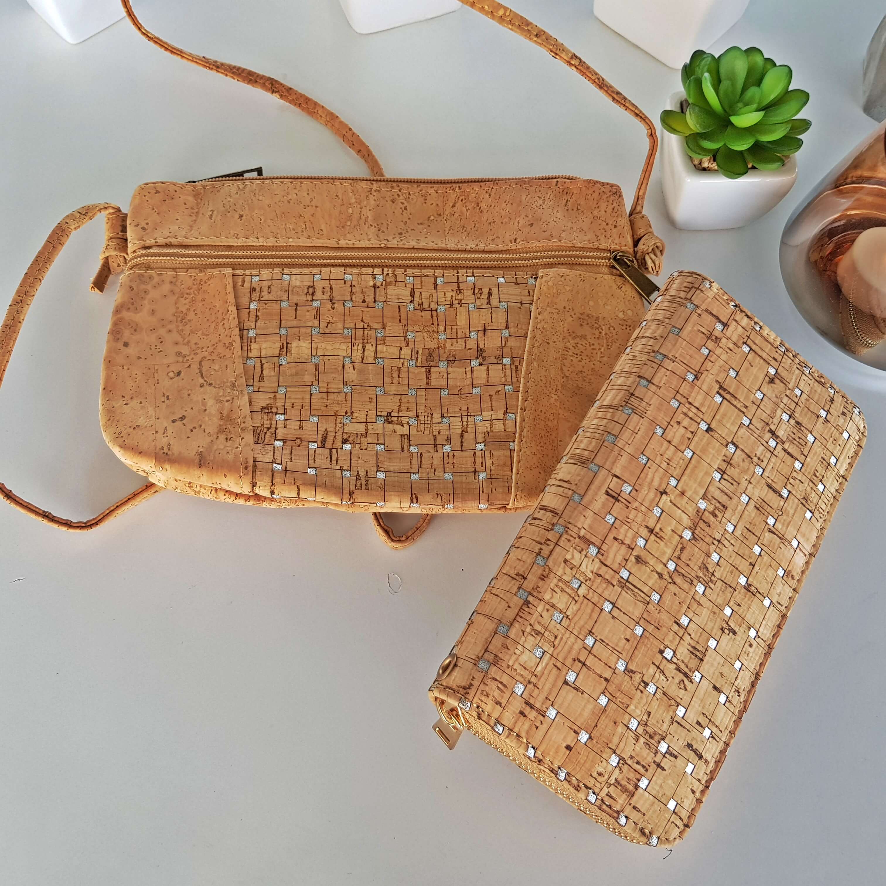 Silver Grid Natural Cork Crossbody bag