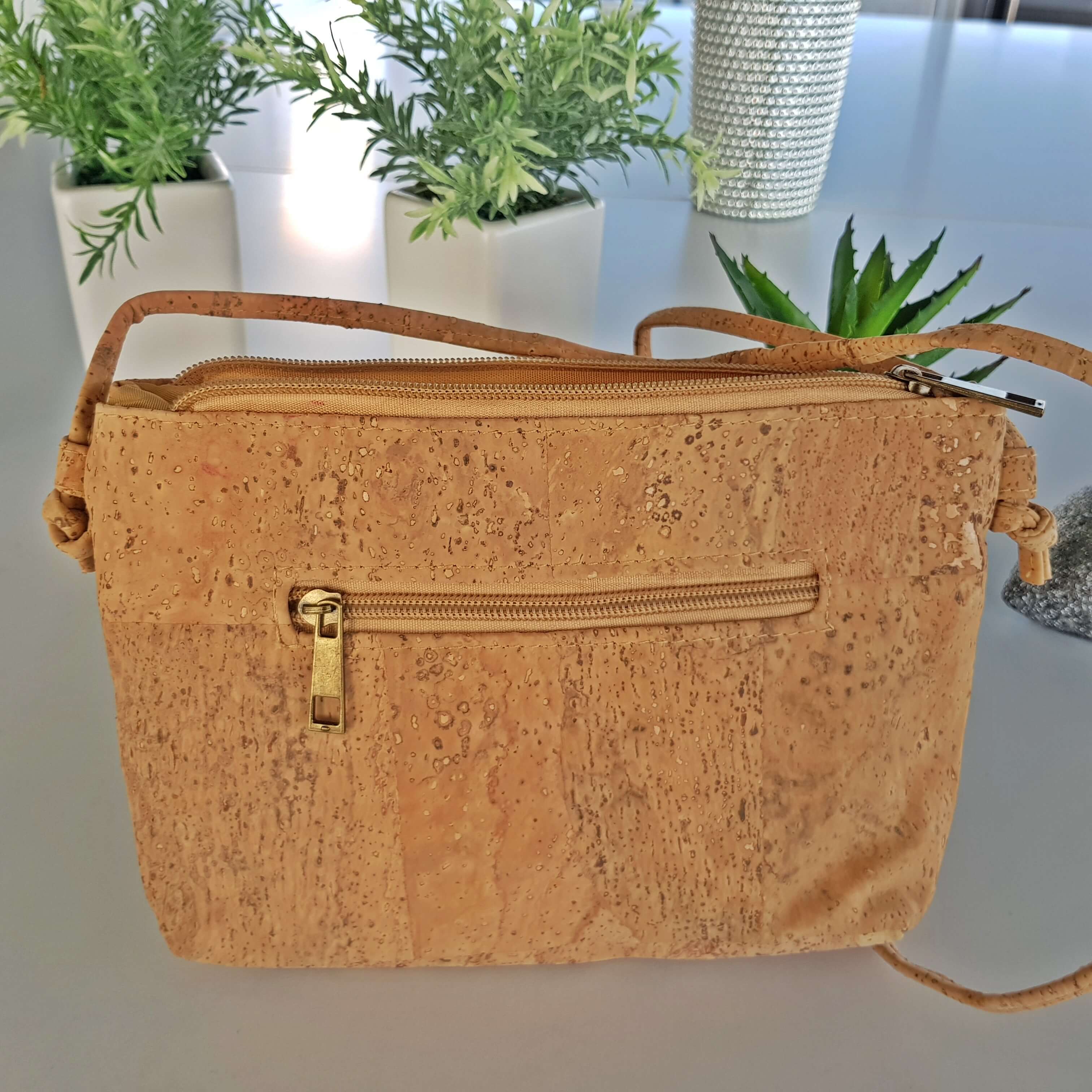 Silver Grid Natural Cork Crossbody bag